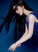 男生的小坤坤放正在女生的小坤坤里